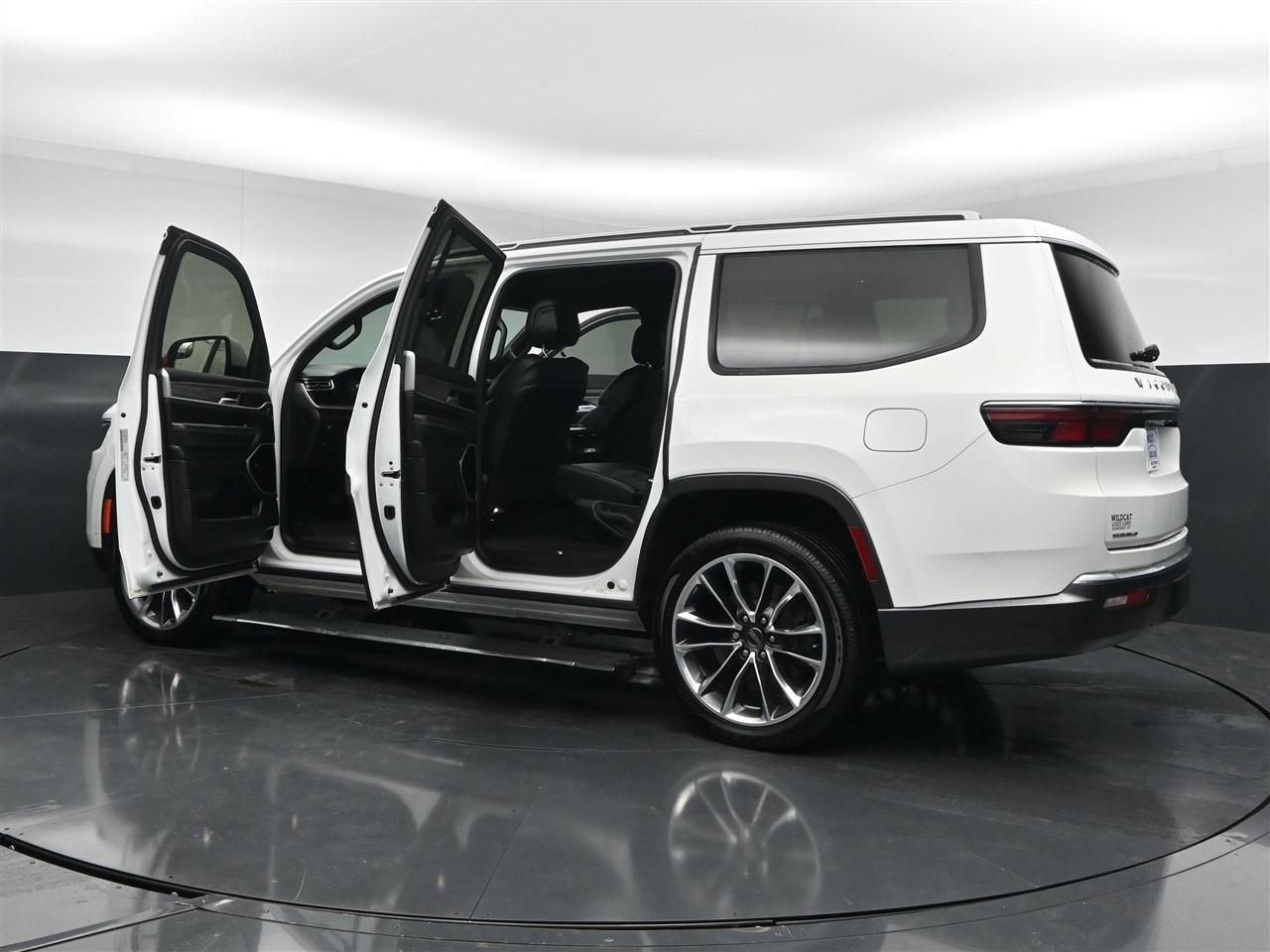 Jeep Wagoneer Series III 4WD 2022