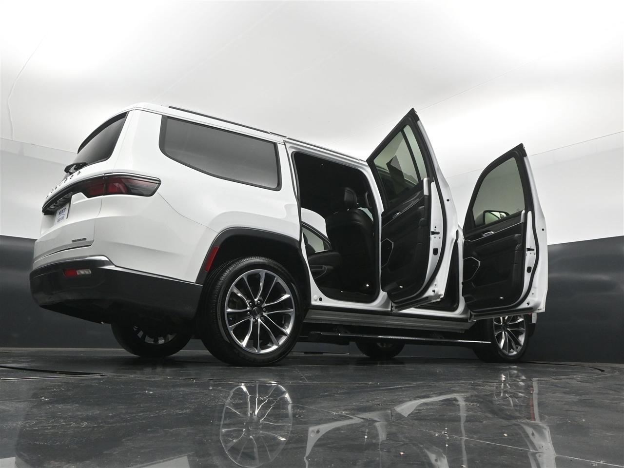 Jeep Wagoneer Series III 4WD 2022