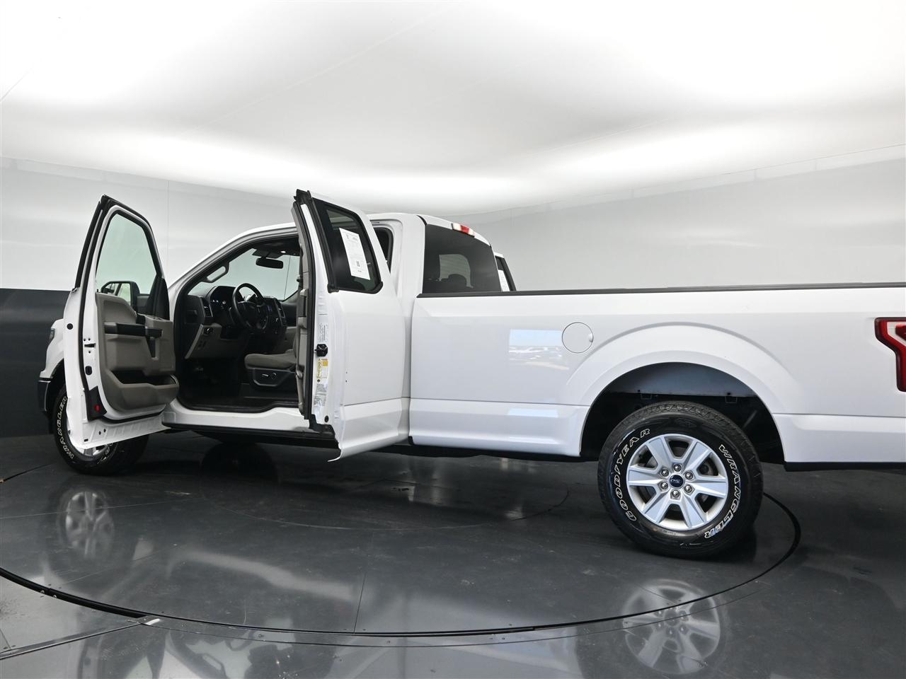 Ford F-150 XLT SuperCab 8-ft. 2WD 2018