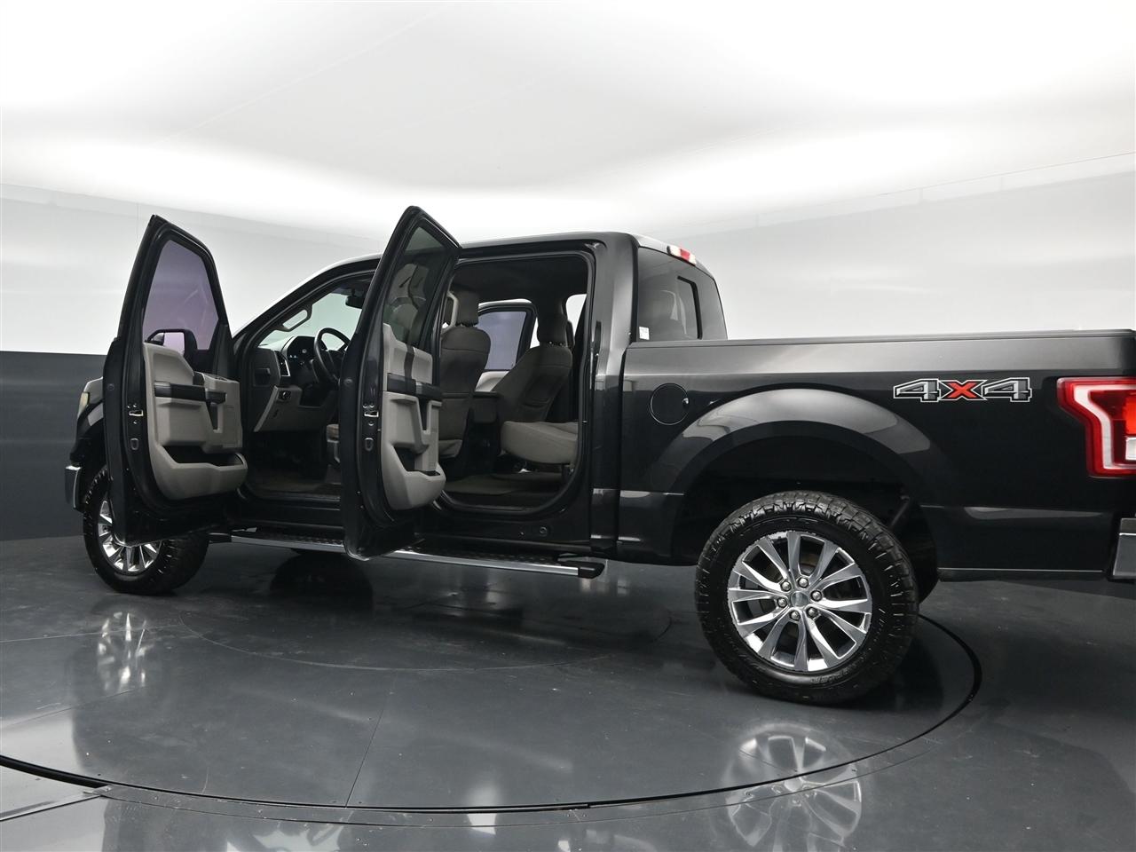 Ford F-150 XLT SuperCrew 6.5-ft. Bed 4WD 2015