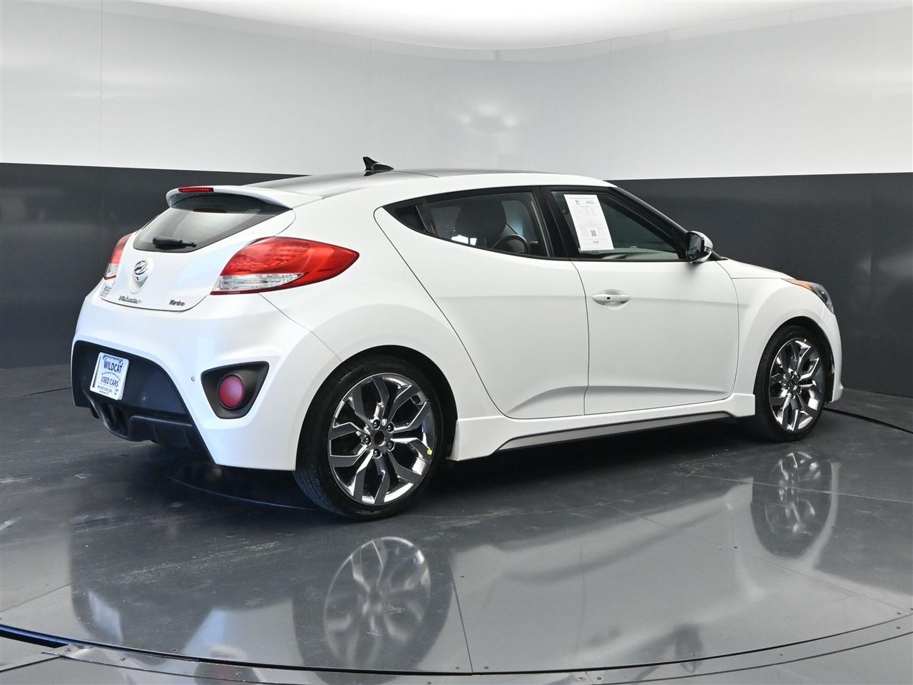 Hyundai Veloster Turbo 6MT 2015