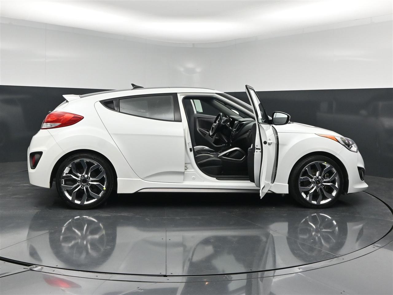 Hyundai Veloster Turbo 6MT 2015