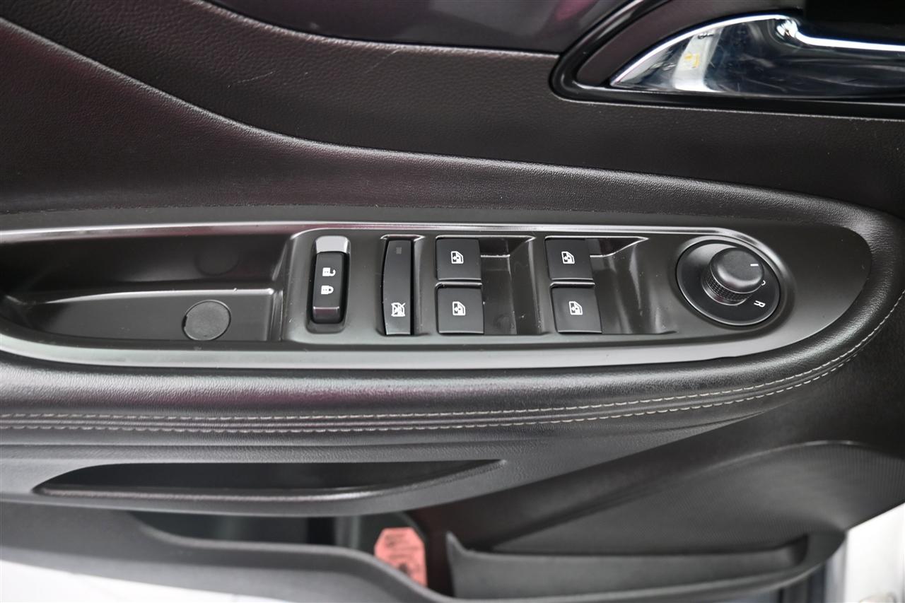 Buick Encore Sport Touring FWD 2018