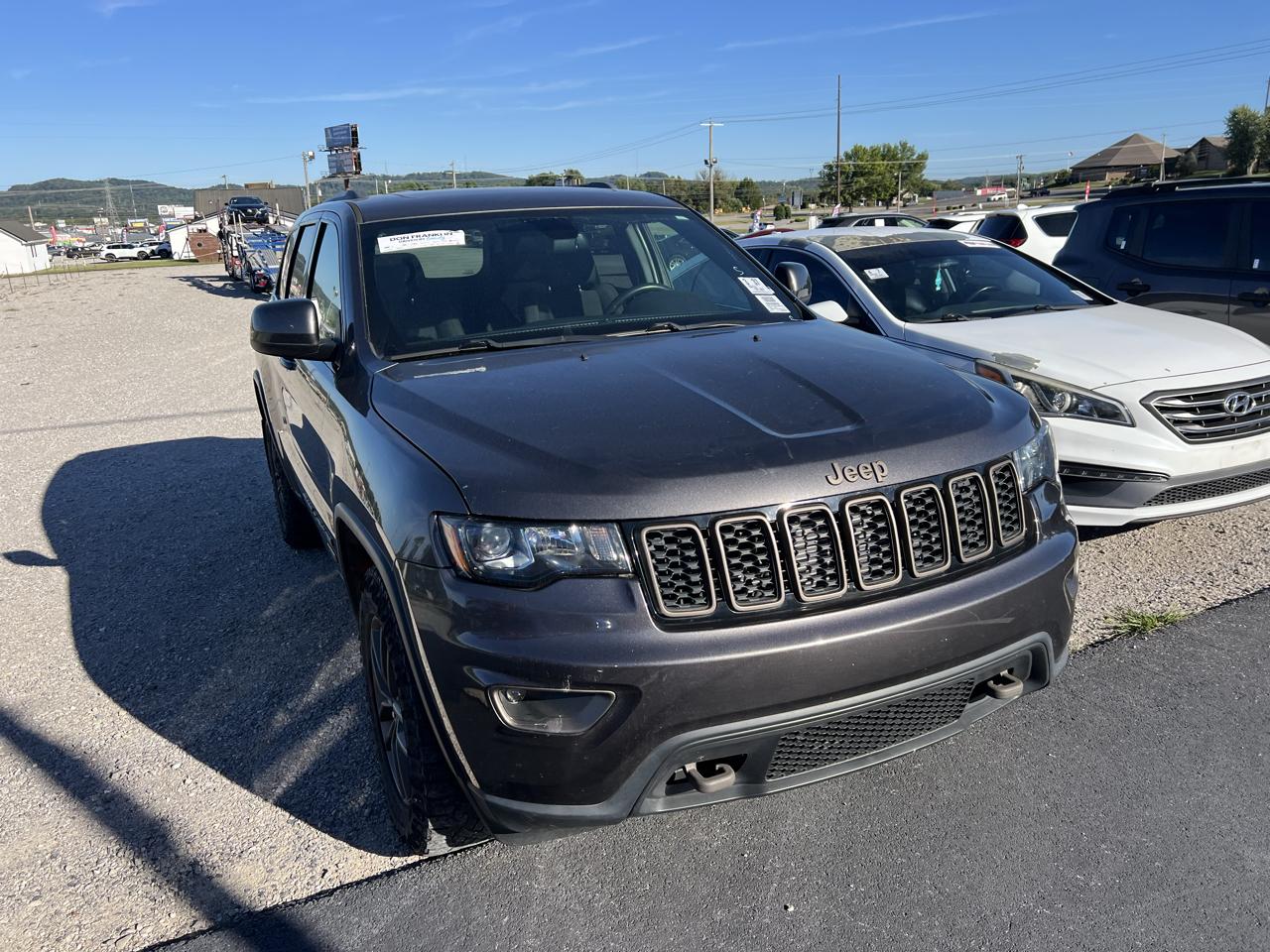 Jeep Grand Cherokee Laredo 4WD 2016