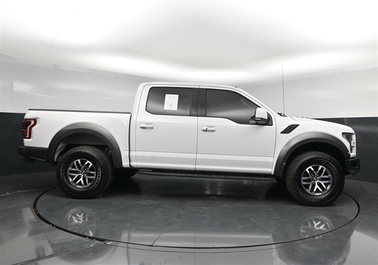 Ford F-150 Raptor SuperCrew 4WD 2018