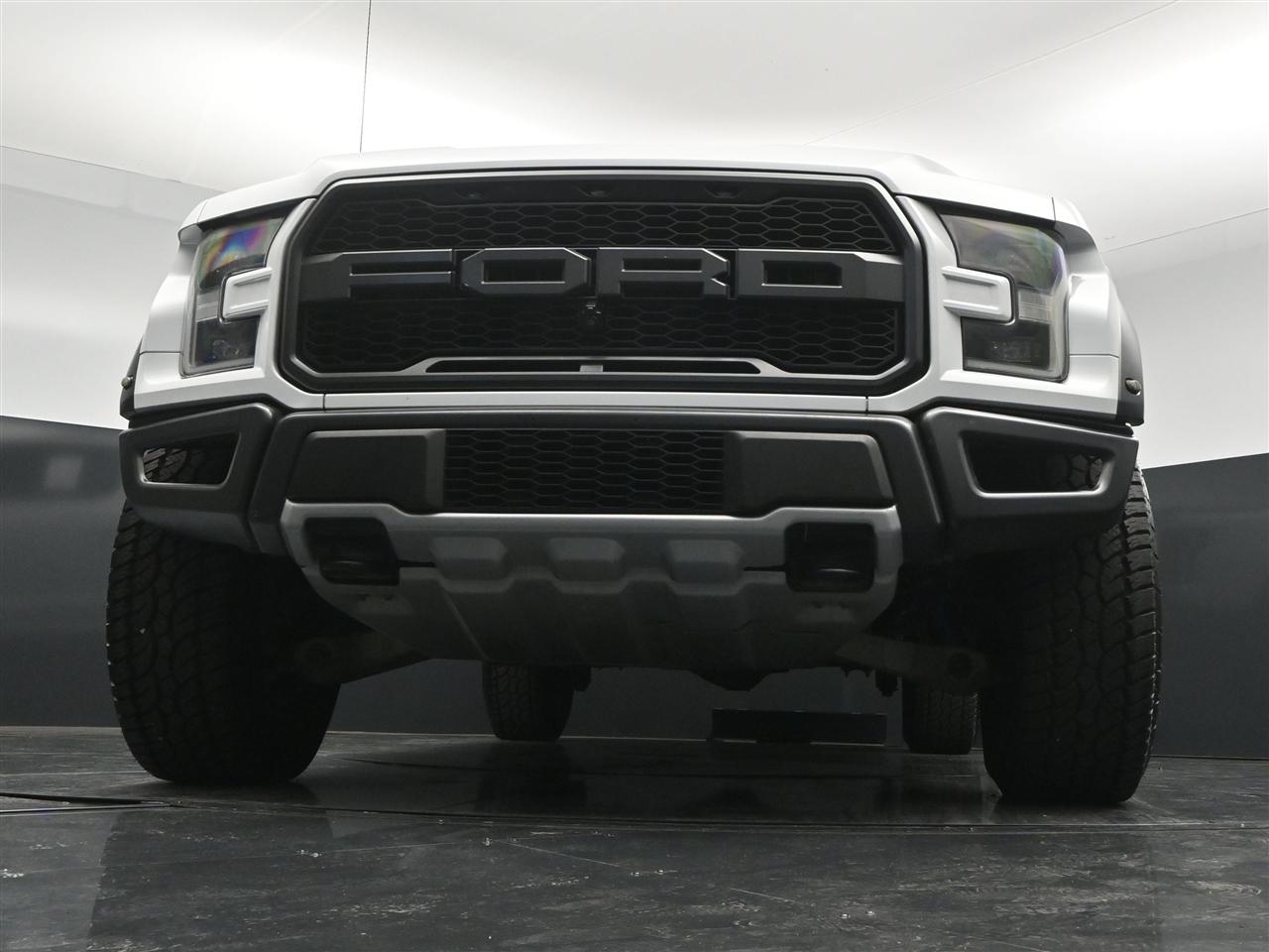 Ford F-150 Raptor SuperCrew 4WD 2018