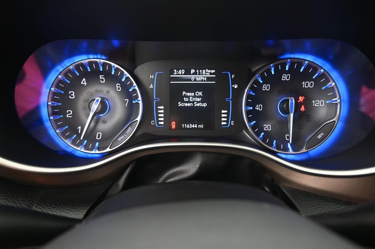 Chrysler Pacifica LX 2018