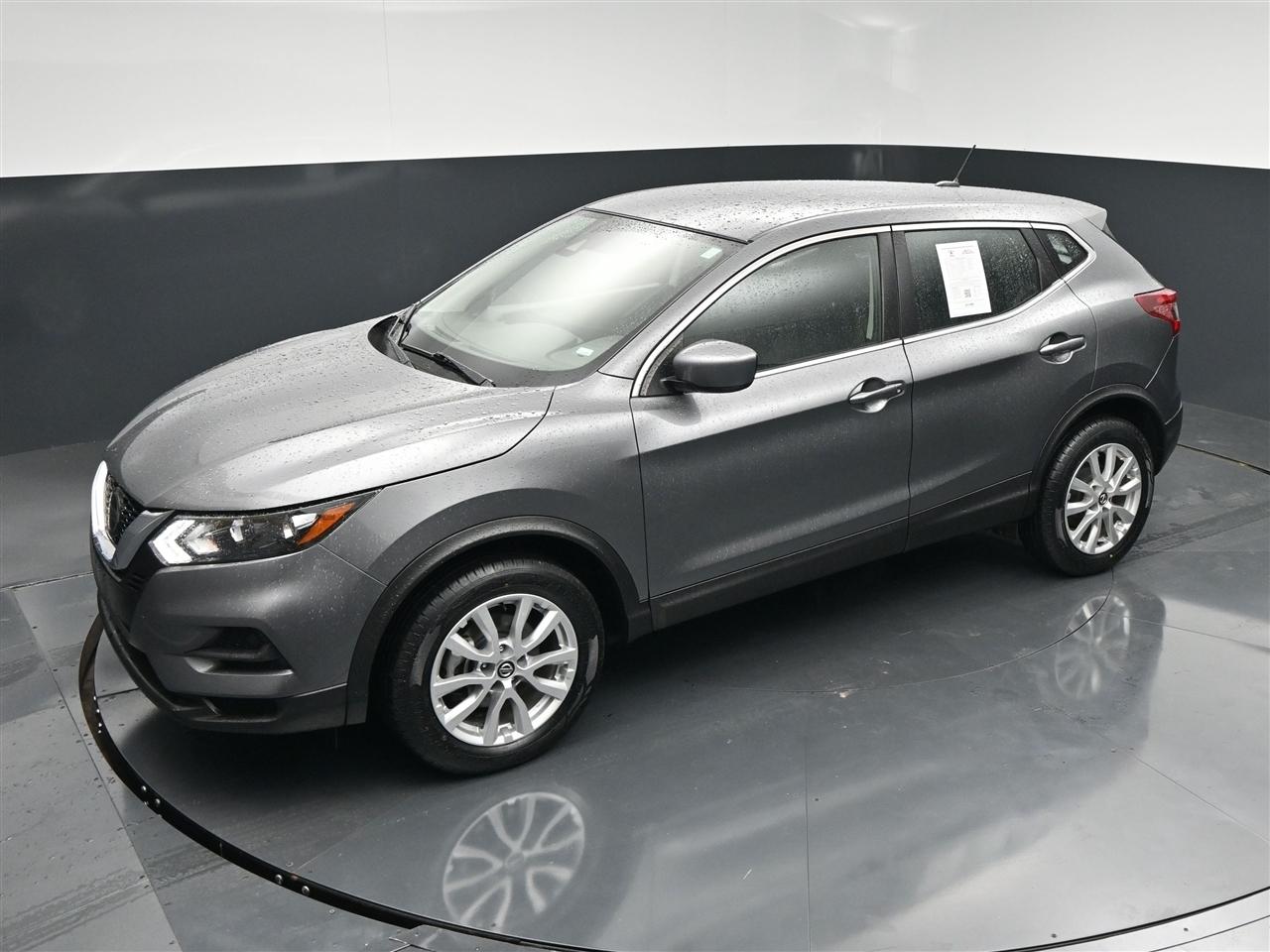 Nissan Rogue Sport S 2021