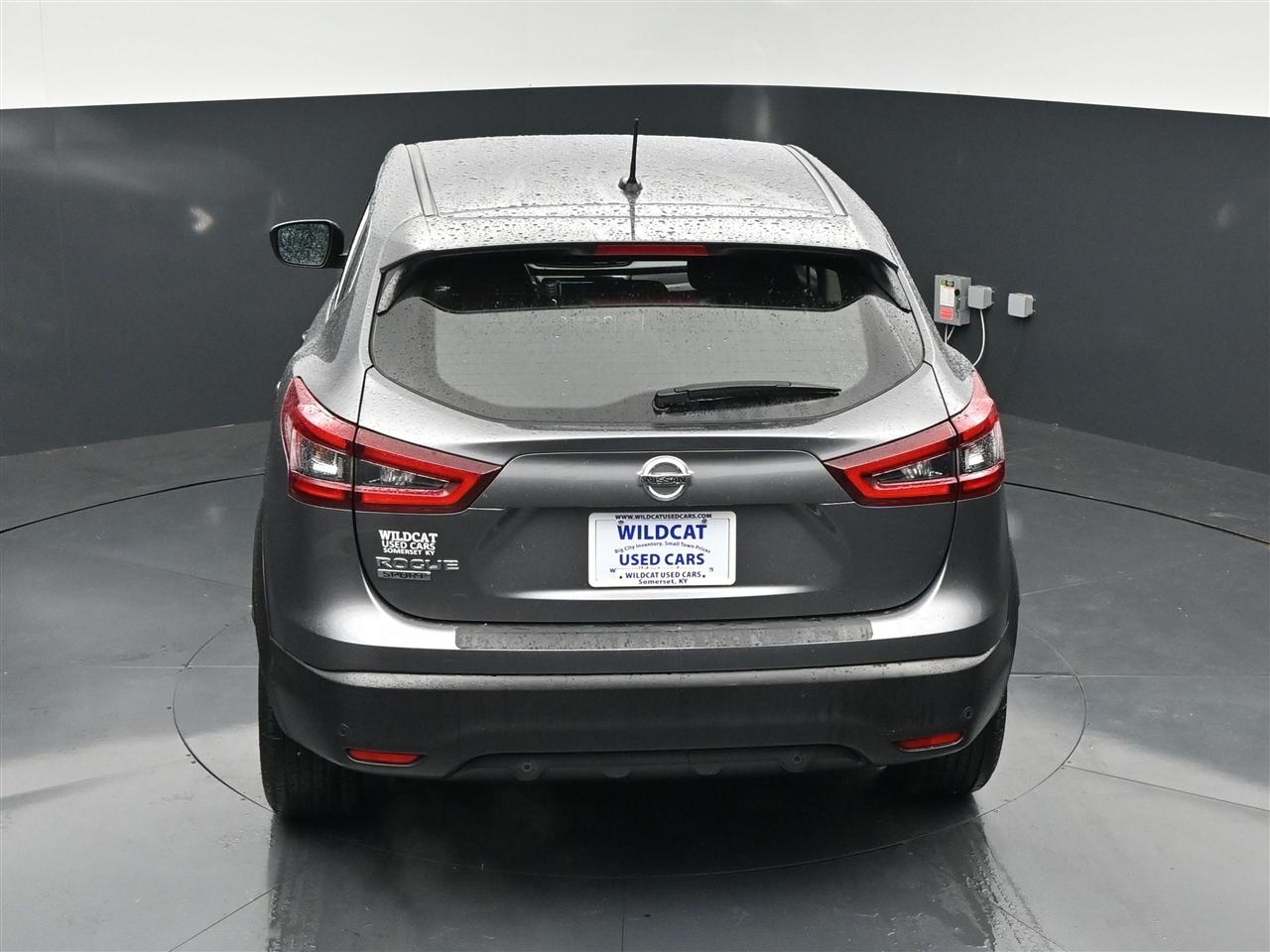 Nissan Rogue Sport S 2021