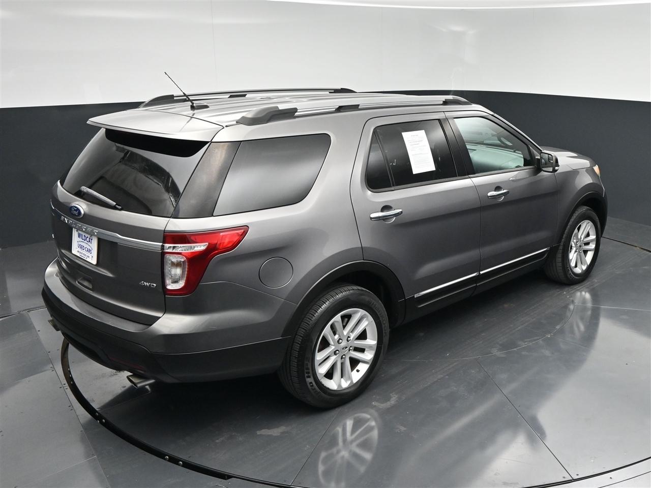 Ford Explorer XLT 4WD 2014