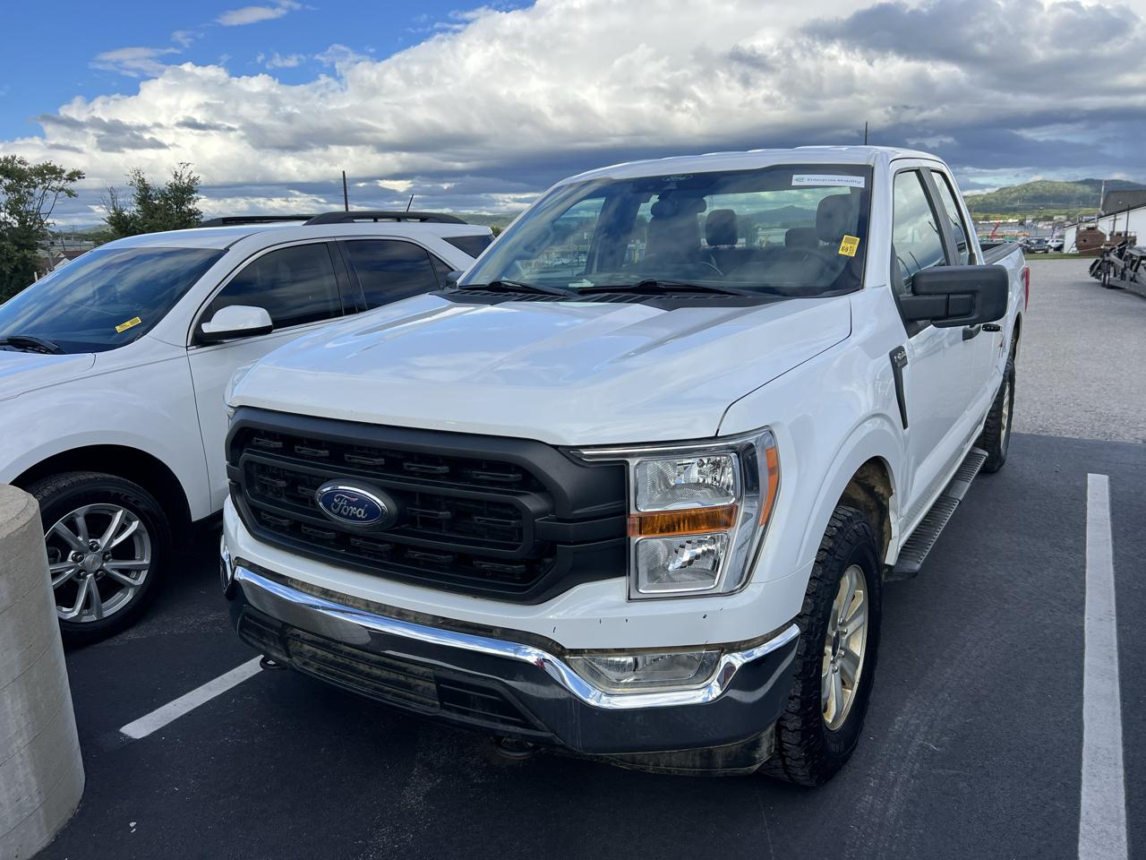 Ford F-150 XL SuperCab 8-ft. Bed 4WD 2021
