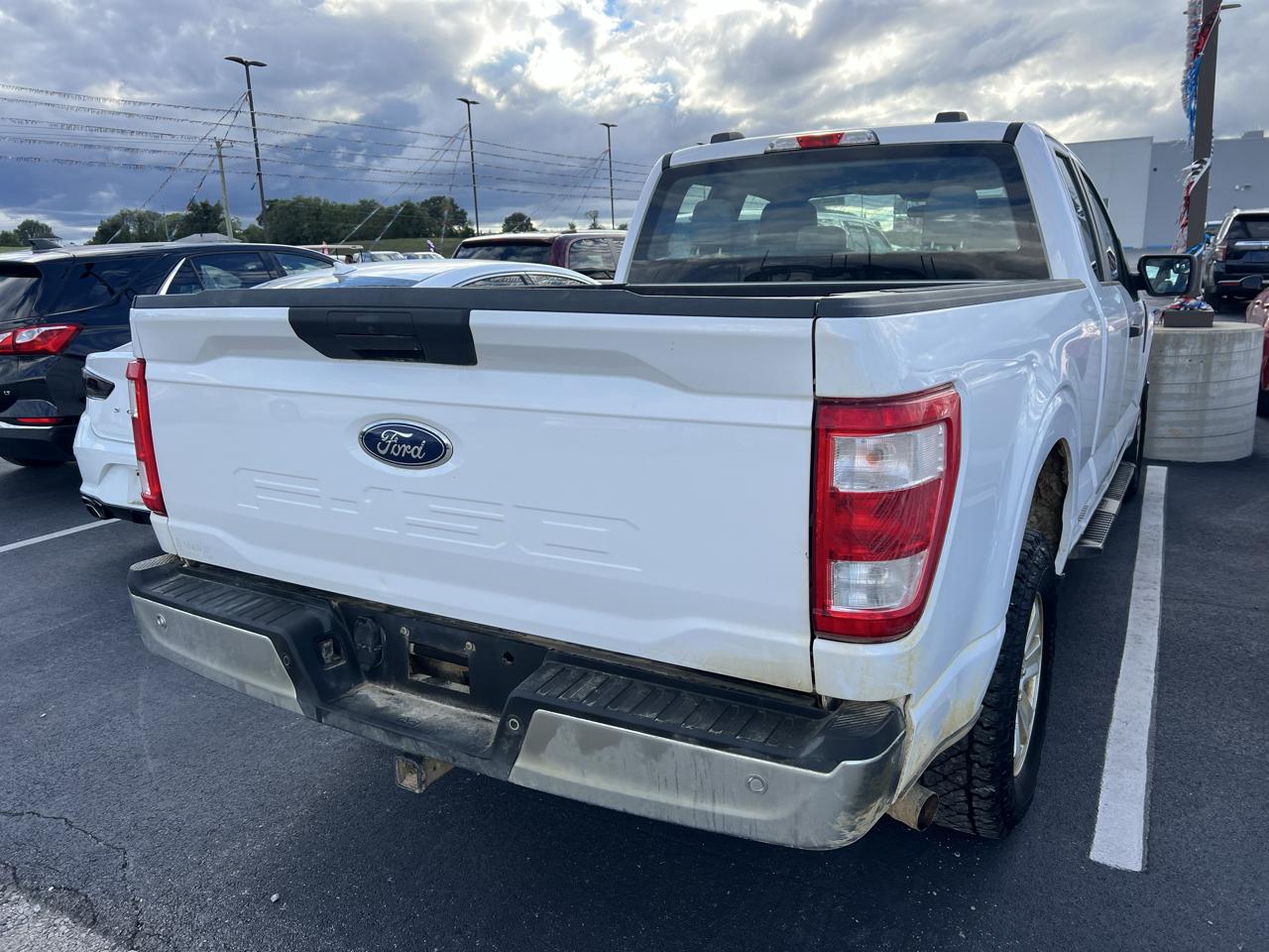 Ford F-150 XL SuperCab 8-ft. Bed 4WD 2021