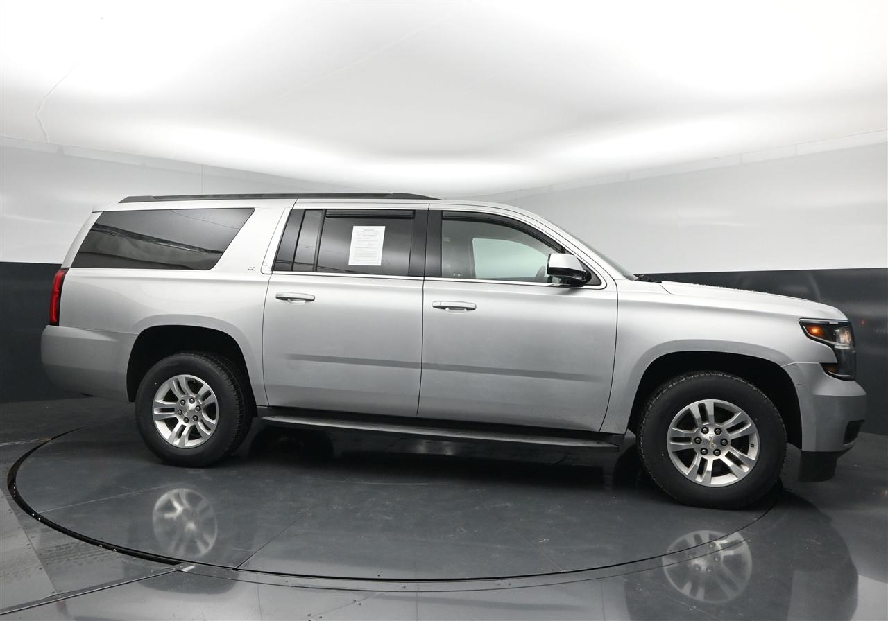 Chevrolet Suburban LT 4WD 2018