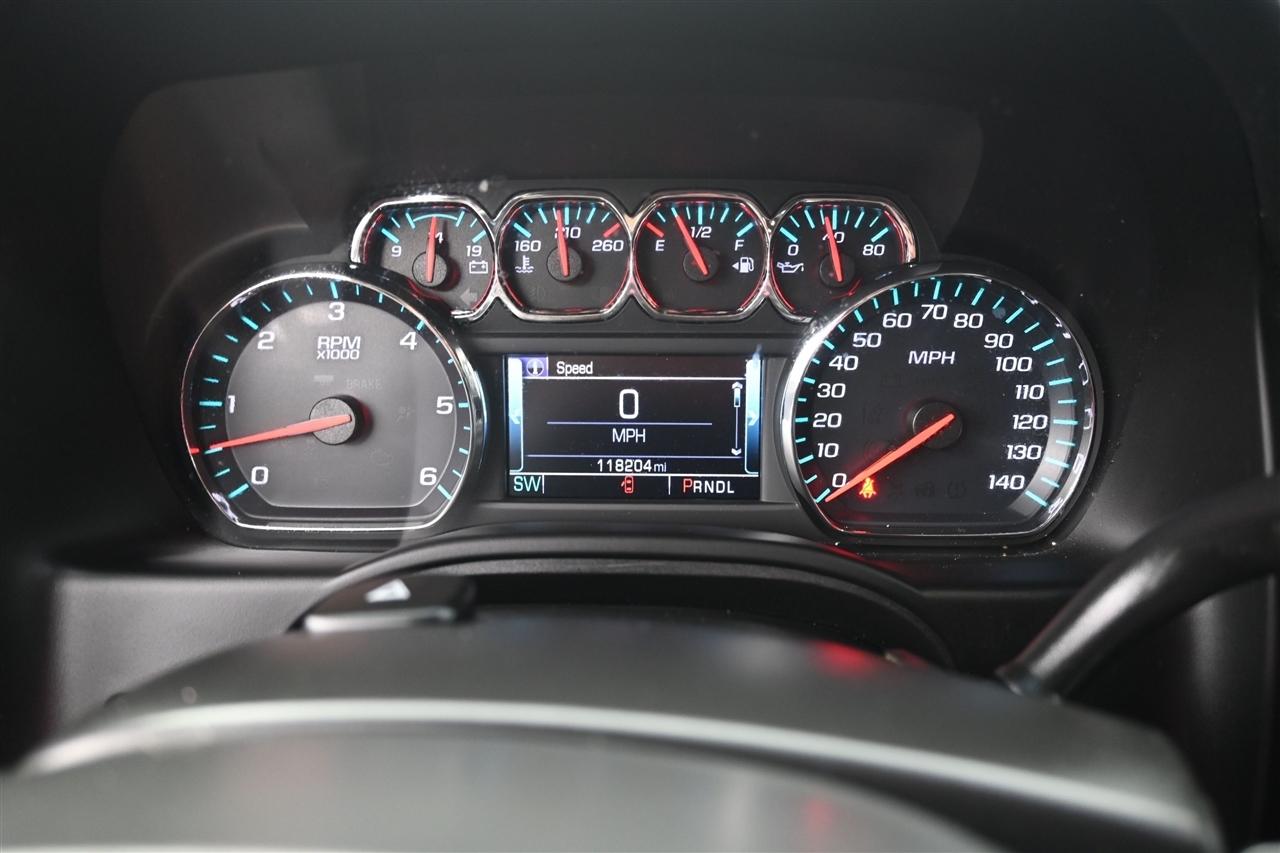 Chevrolet Suburban LT 4WD 2018