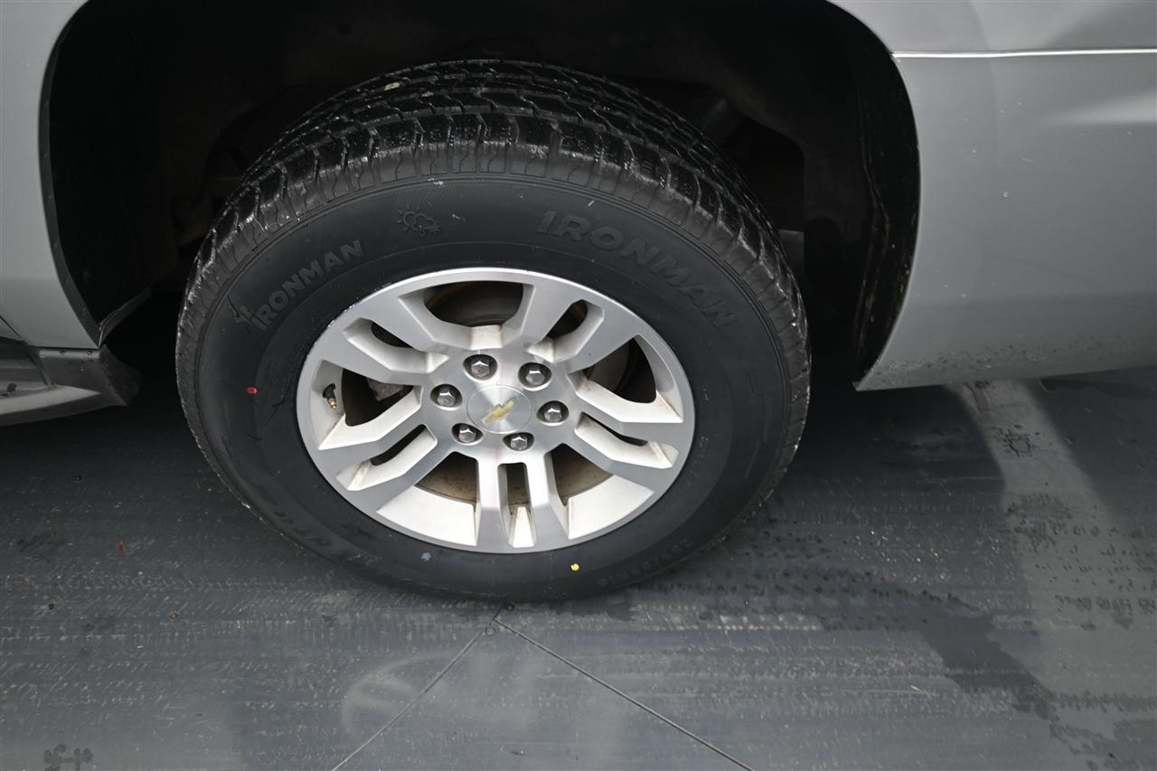 Chevrolet Suburban LT 4WD 2018