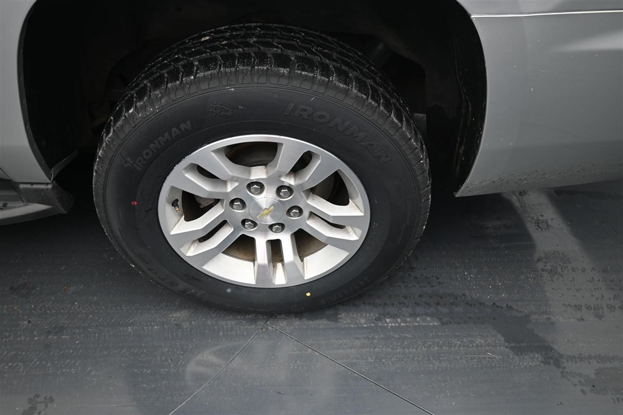 Chevrolet Suburban LT 4WD 2018