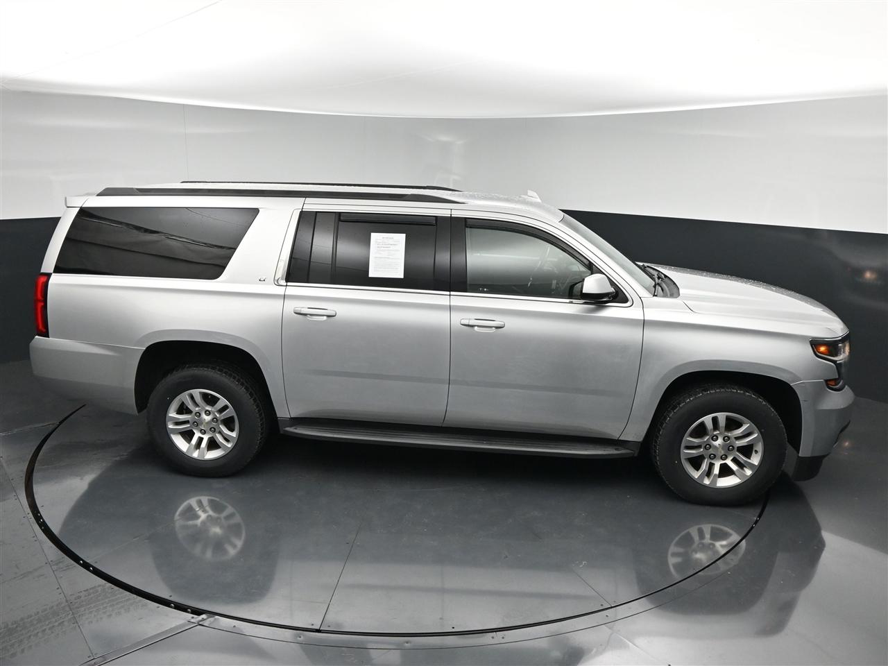 Chevrolet Suburban LT 4WD 2018