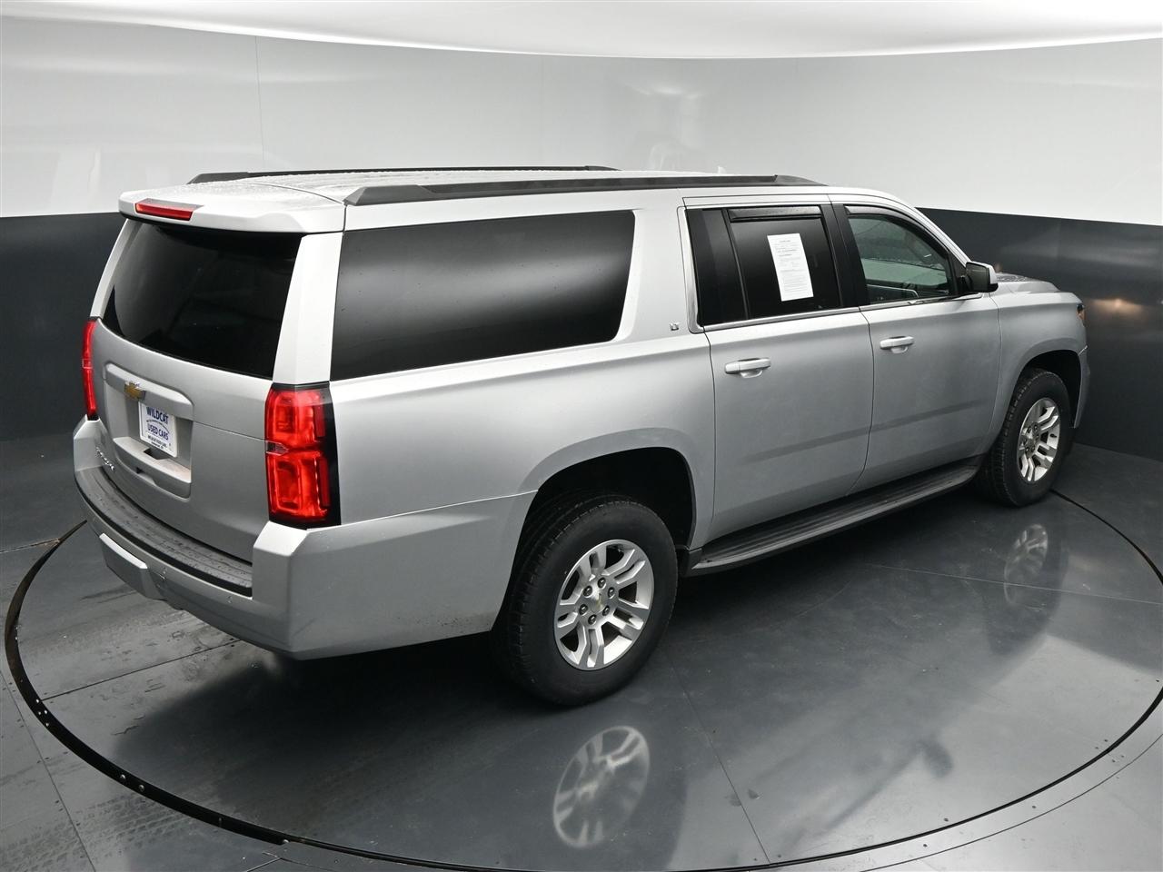 Chevrolet Suburban LT 4WD 2018
