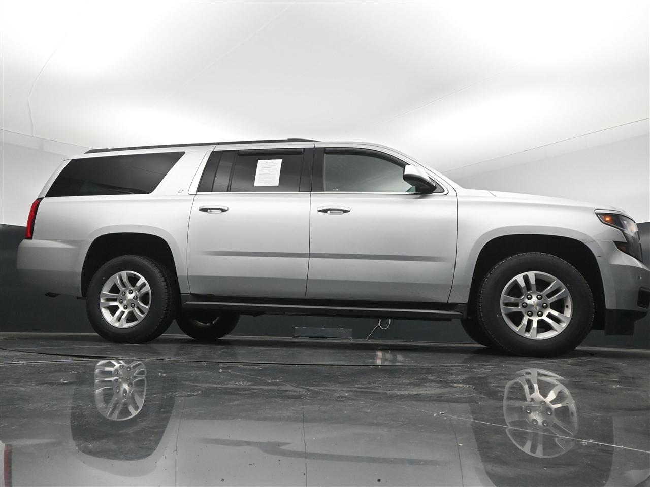 Chevrolet Suburban LT 4WD 2018