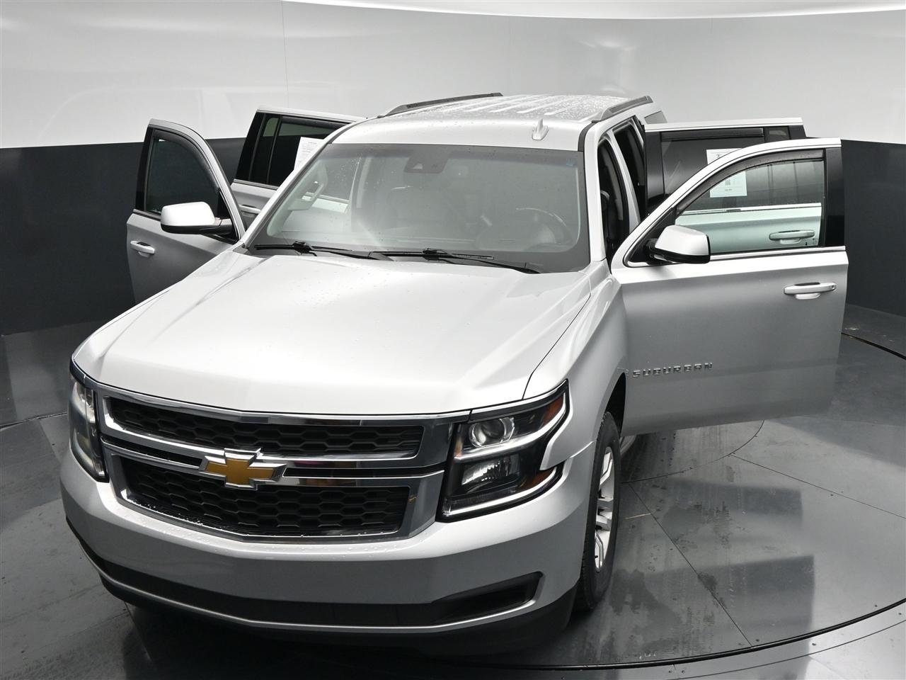 Chevrolet Suburban LT 4WD 2018