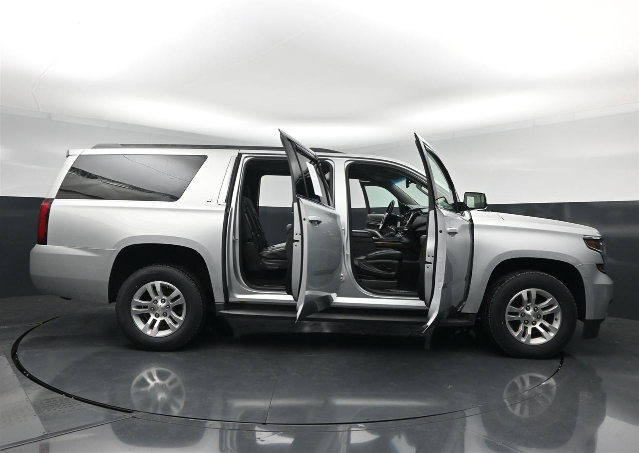 Chevrolet Suburban LT 4WD 2018
