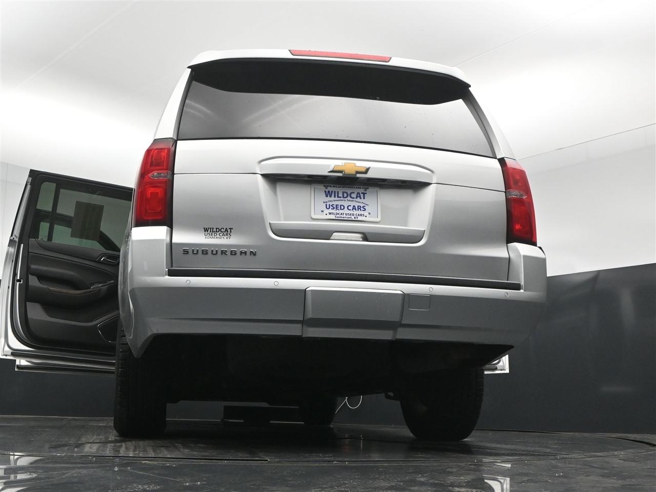 Chevrolet Suburban LT 4WD 2018