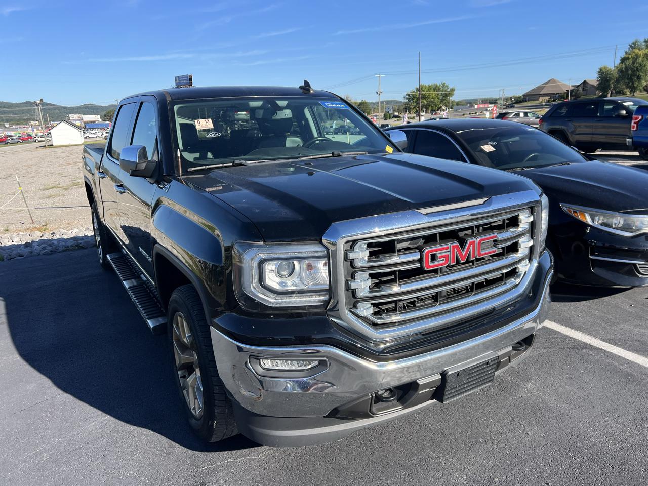 GMC Sierra 1500 SLT Crew Cab Long Box 4WD 2017