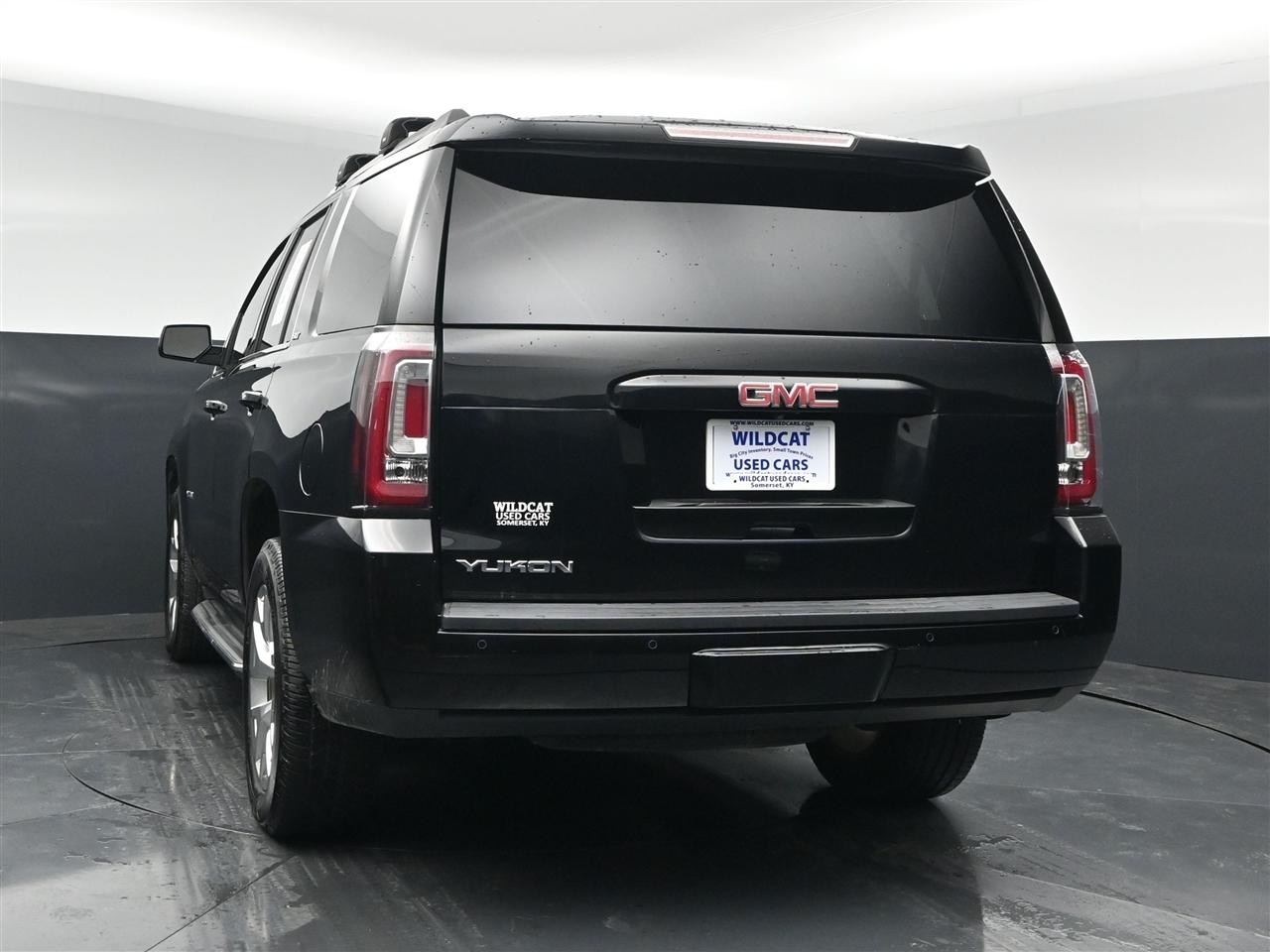 GMC Yukon SLT 4WD 2017