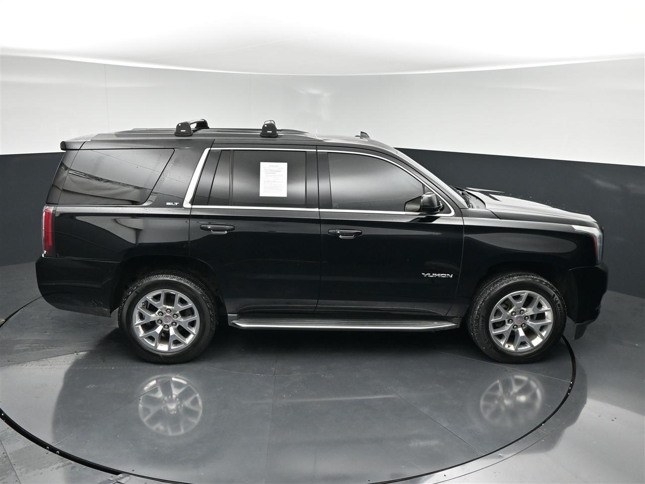 GMC Yukon SLT 4WD 2017