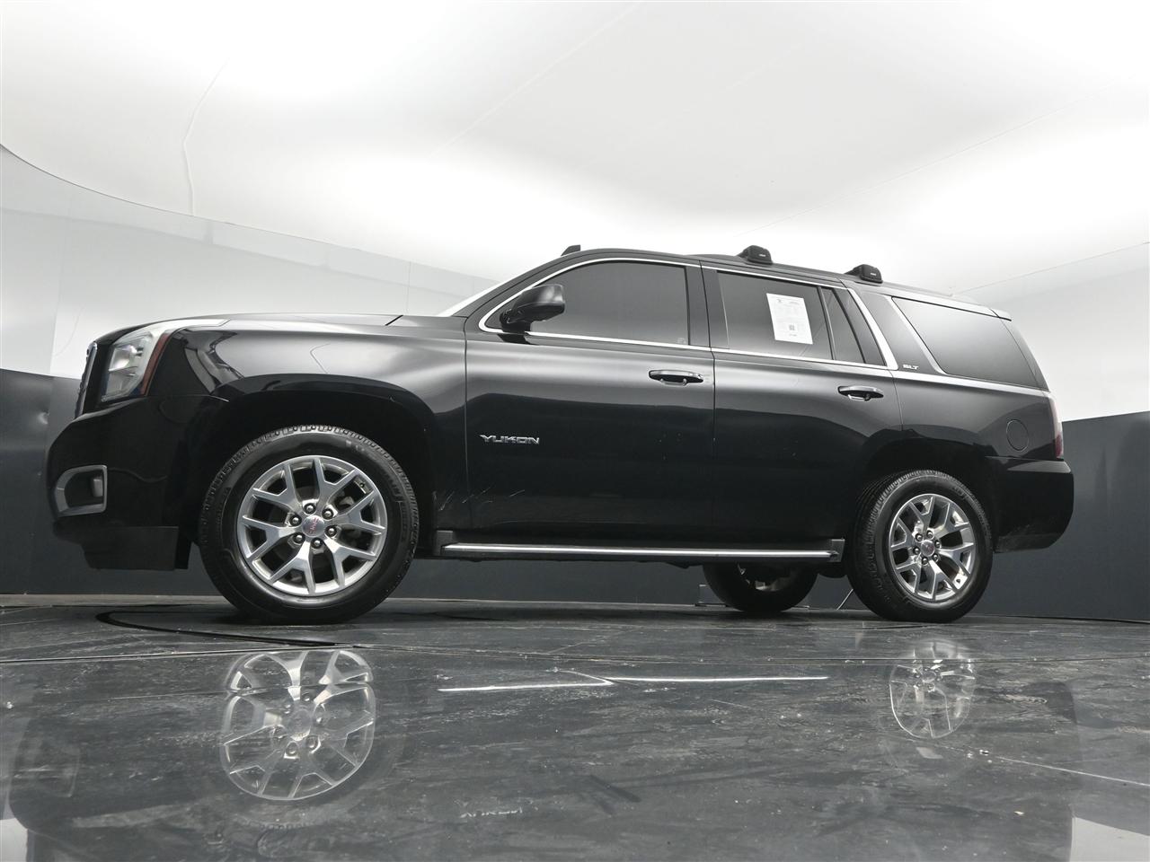GMC Yukon SLT 4WD 2017