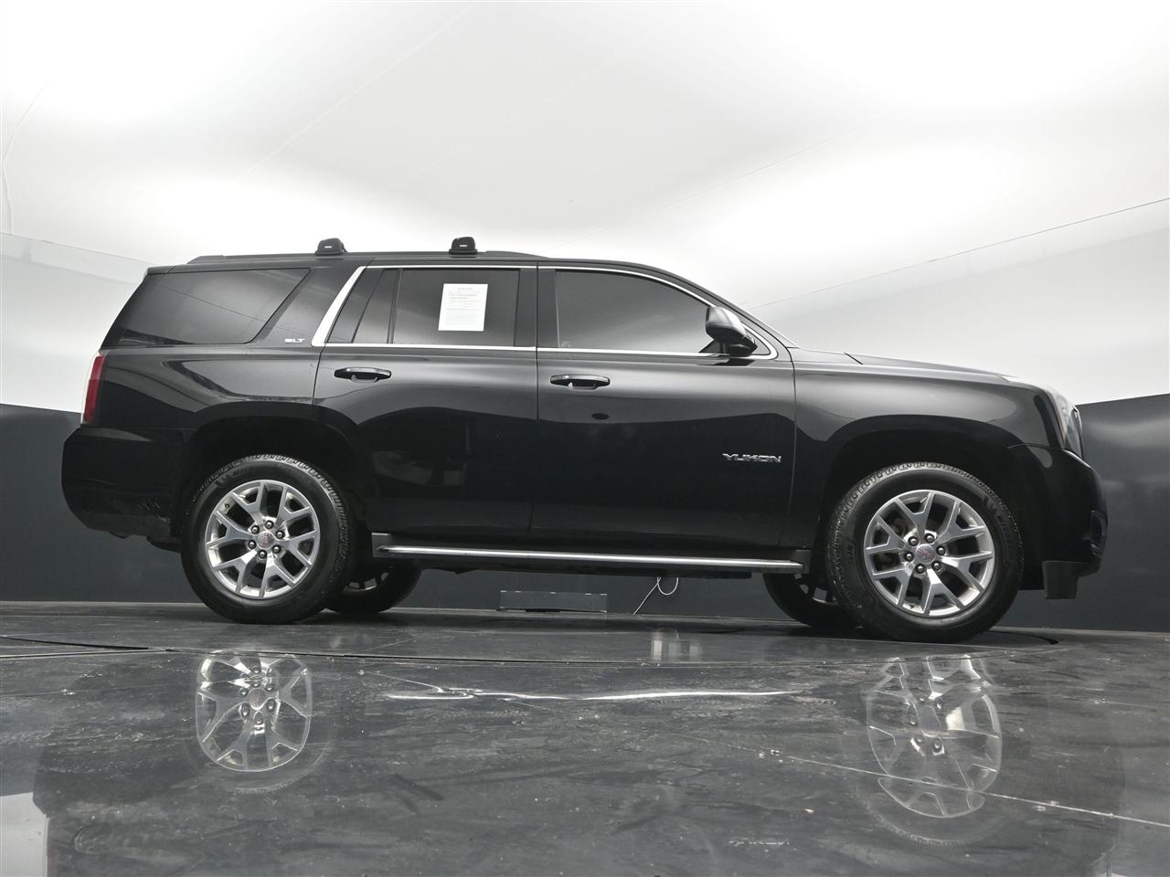 GMC Yukon SLT 4WD 2017