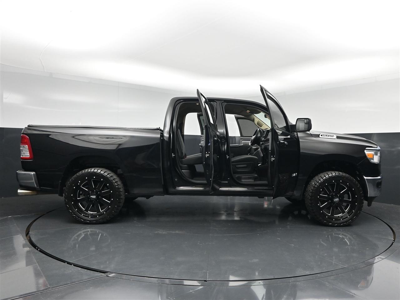 RAM 1500 Big Horn Quad Cab 4WD 2019