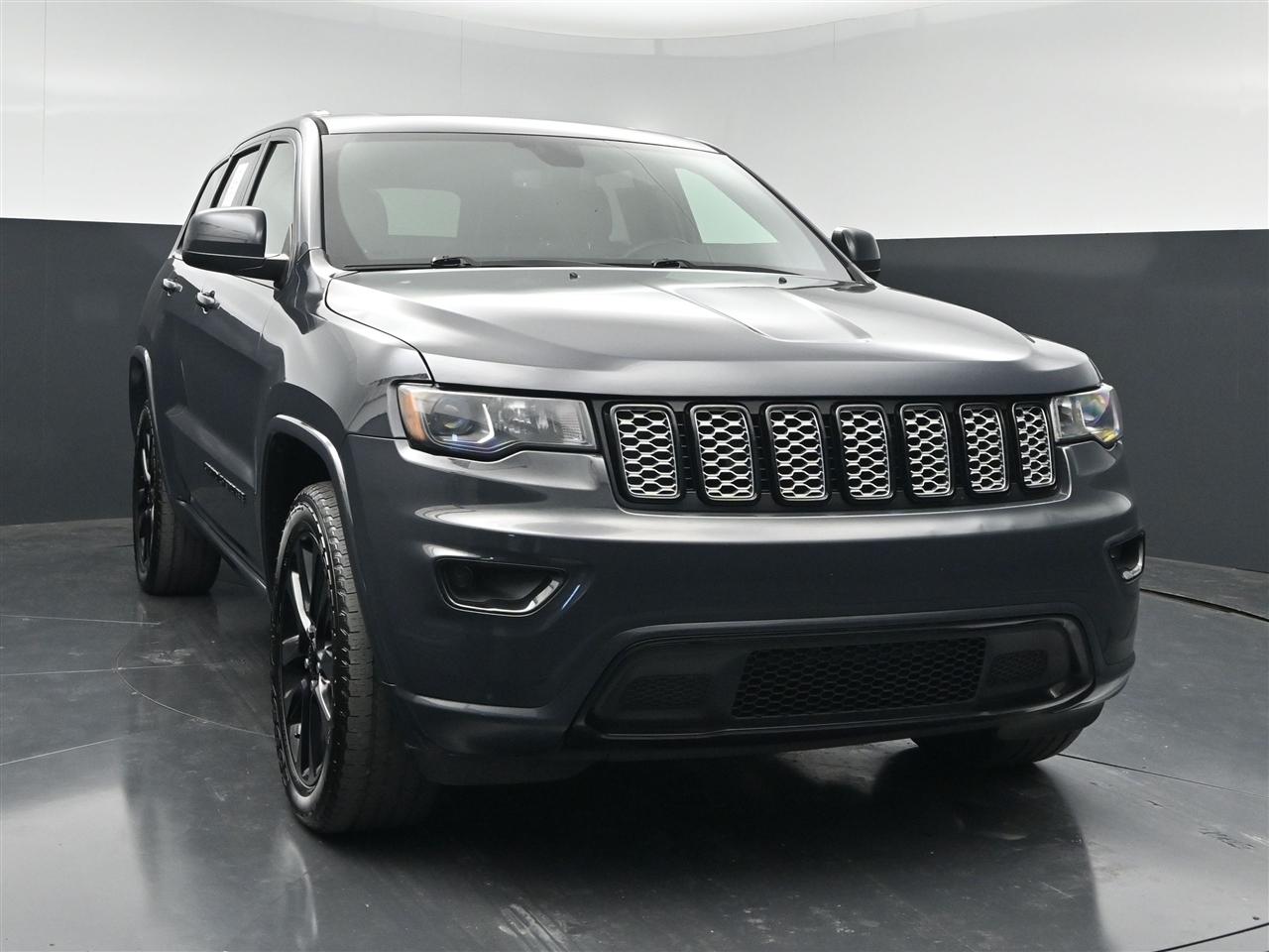 2018 Jeep Grand Cherokee Laredo 4WD