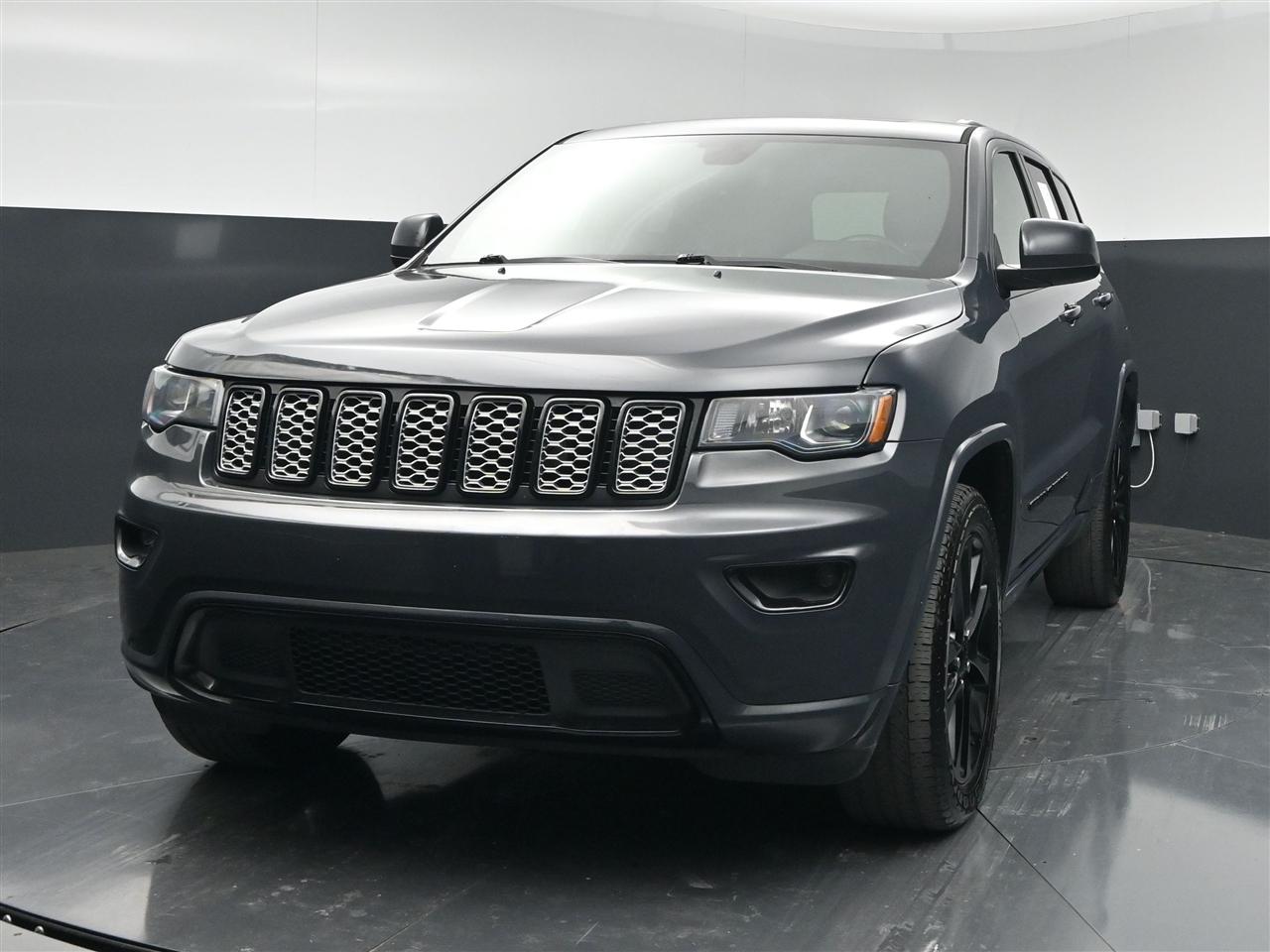 Jeep Grand Cherokee Laredo 4WD 2018