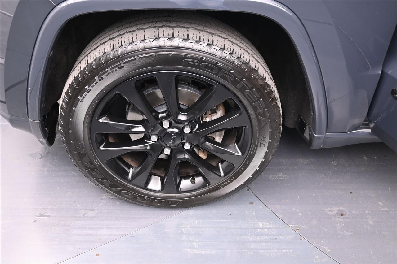 Jeep Grand Cherokee Laredo 4WD 2018
