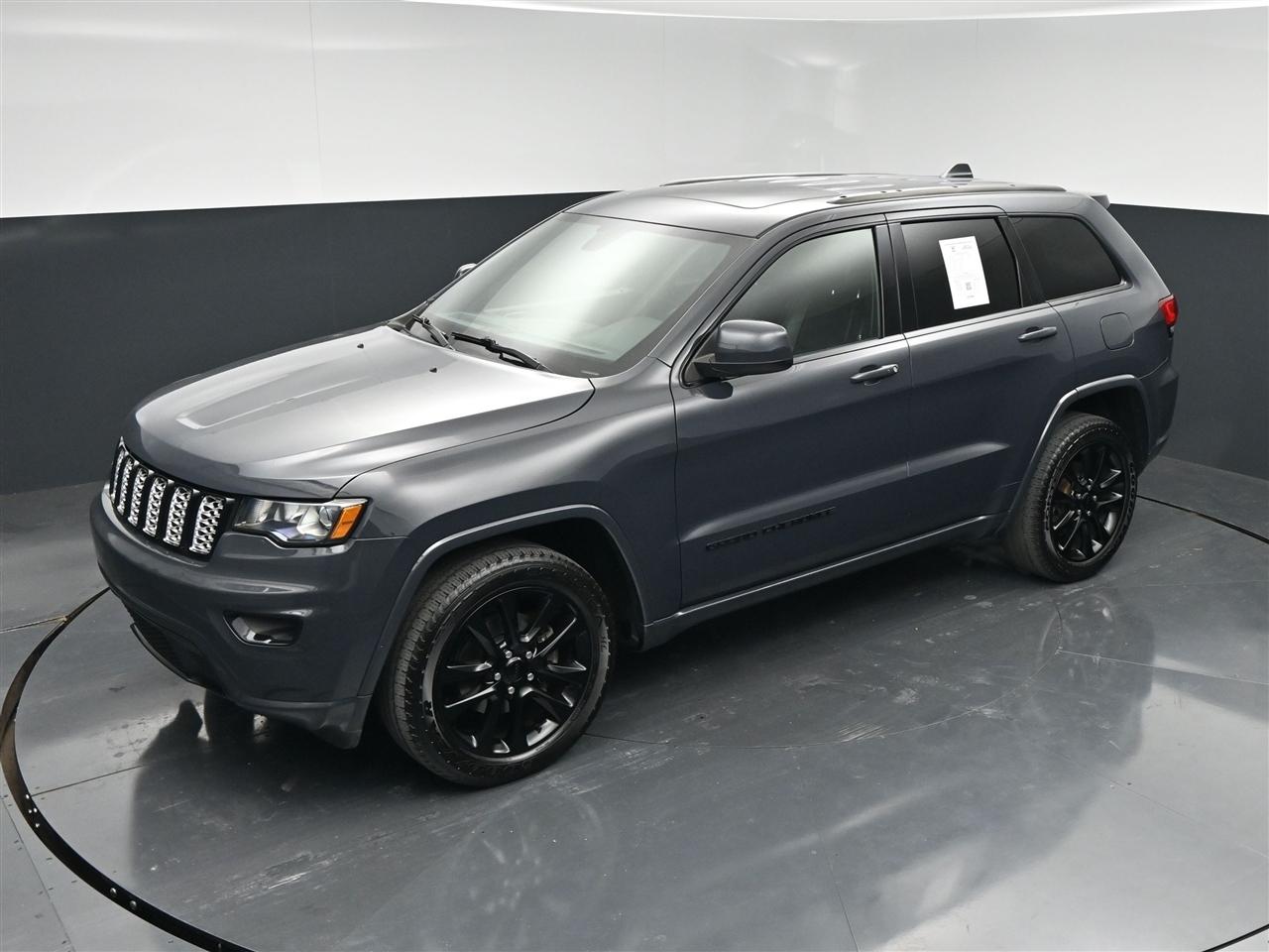 Jeep Grand Cherokee Laredo 4WD 2018