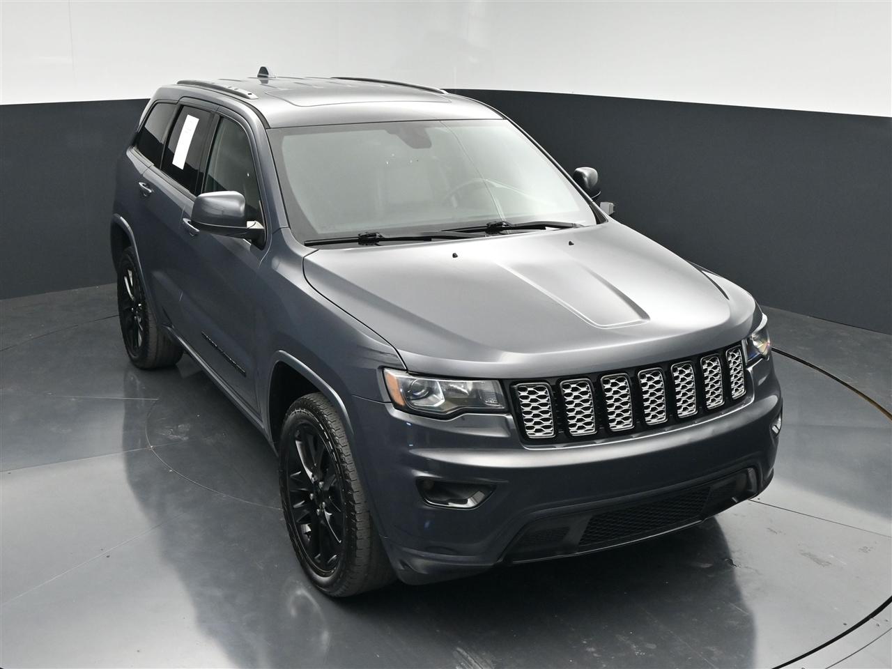 Jeep Grand Cherokee Laredo 4WD 2018
