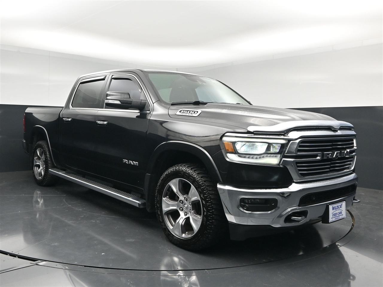 RAM 1500 Laramie Crew Cab SWB 4WD 2020