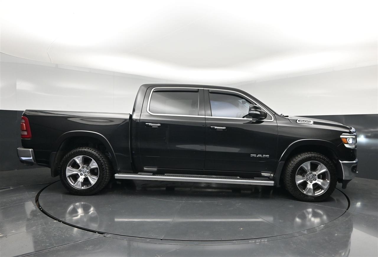 RAM 1500 Laramie Crew Cab SWB 4WD 2020