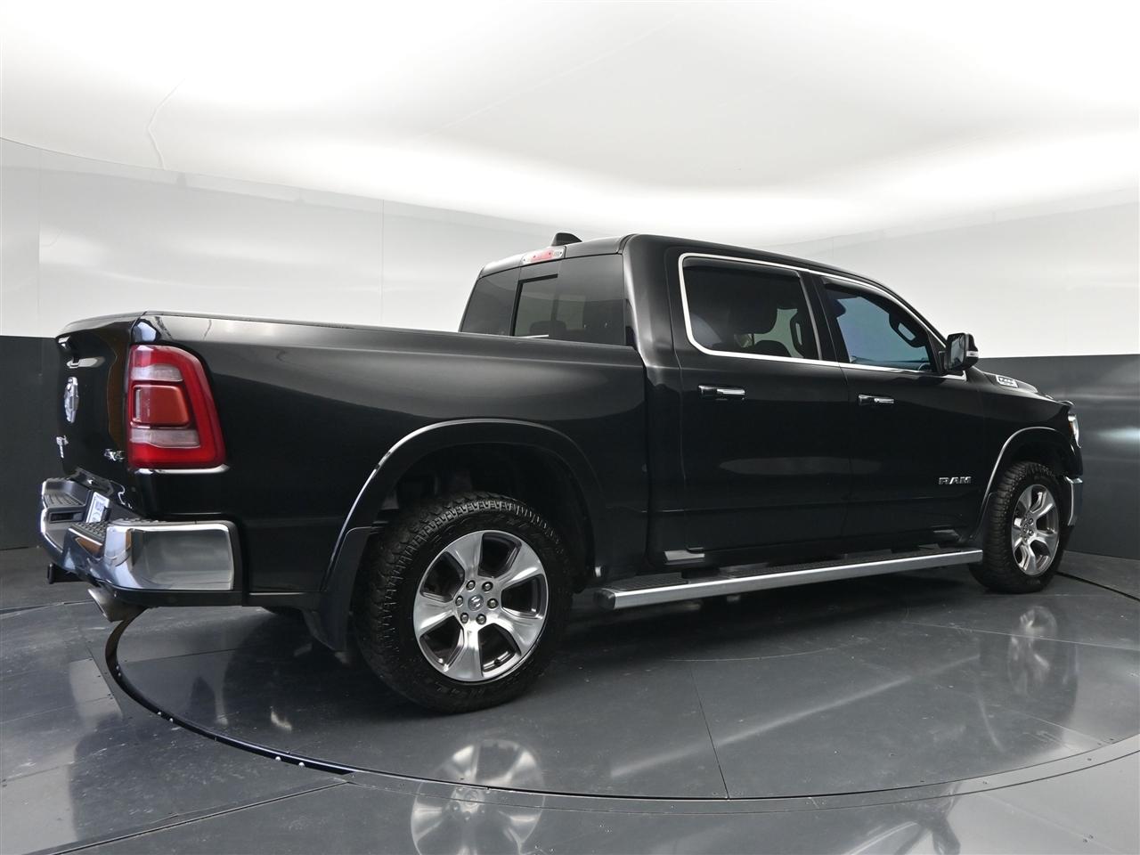 RAM 1500 Laramie Crew Cab SWB 4WD 2020