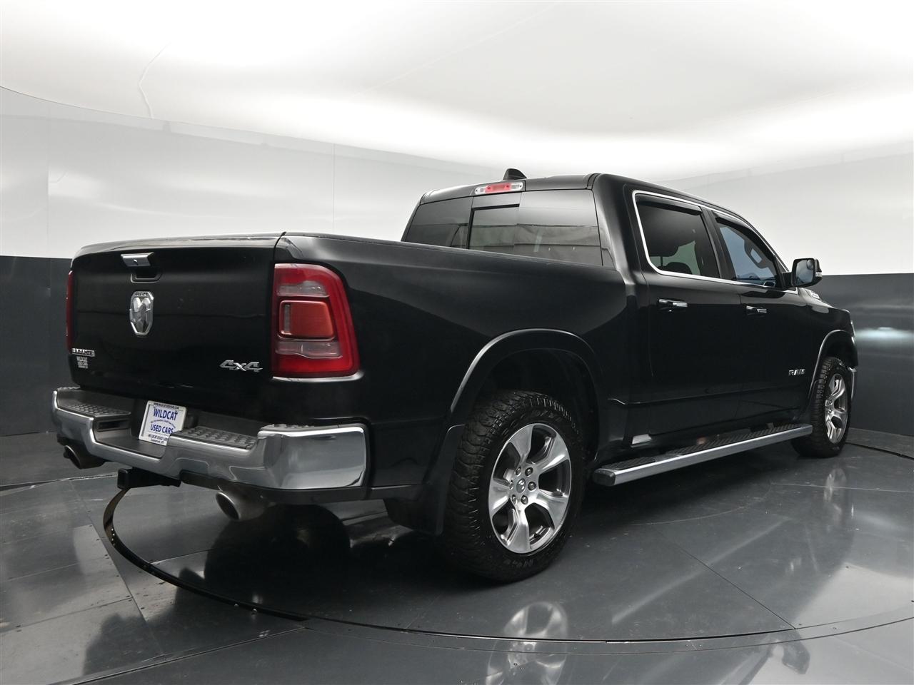 RAM 1500 Laramie Crew Cab SWB 4WD 2020