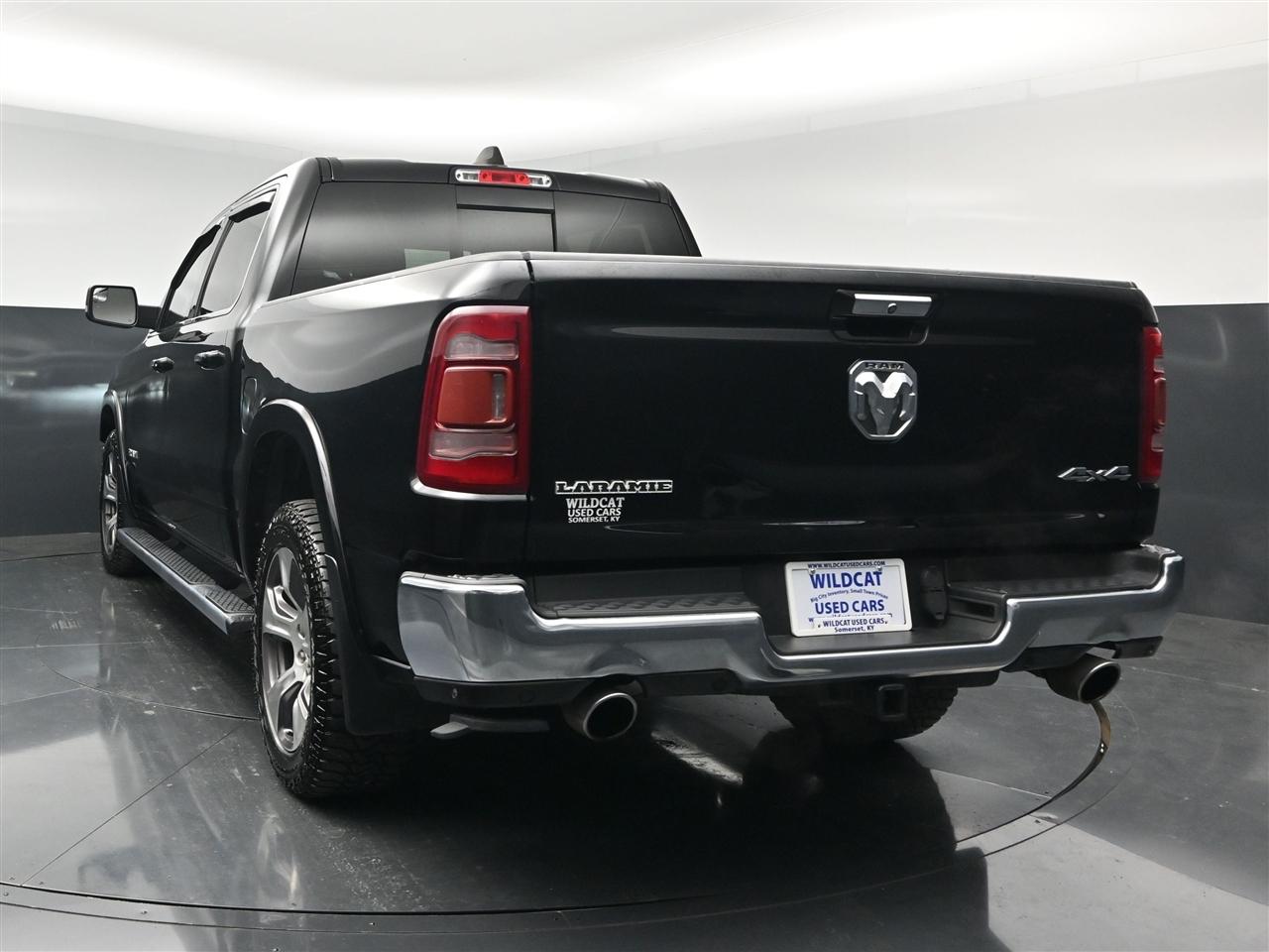 RAM 1500 Laramie Crew Cab SWB 4WD 2020