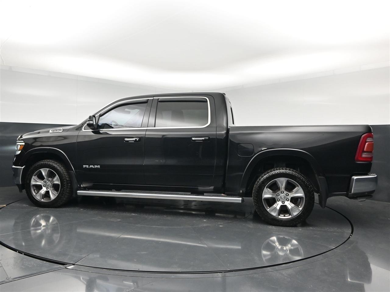 RAM 1500 Laramie Crew Cab SWB 4WD 2020
