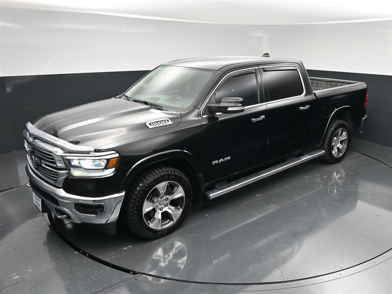 RAM 1500 Laramie Crew Cab SWB 4WD 2020