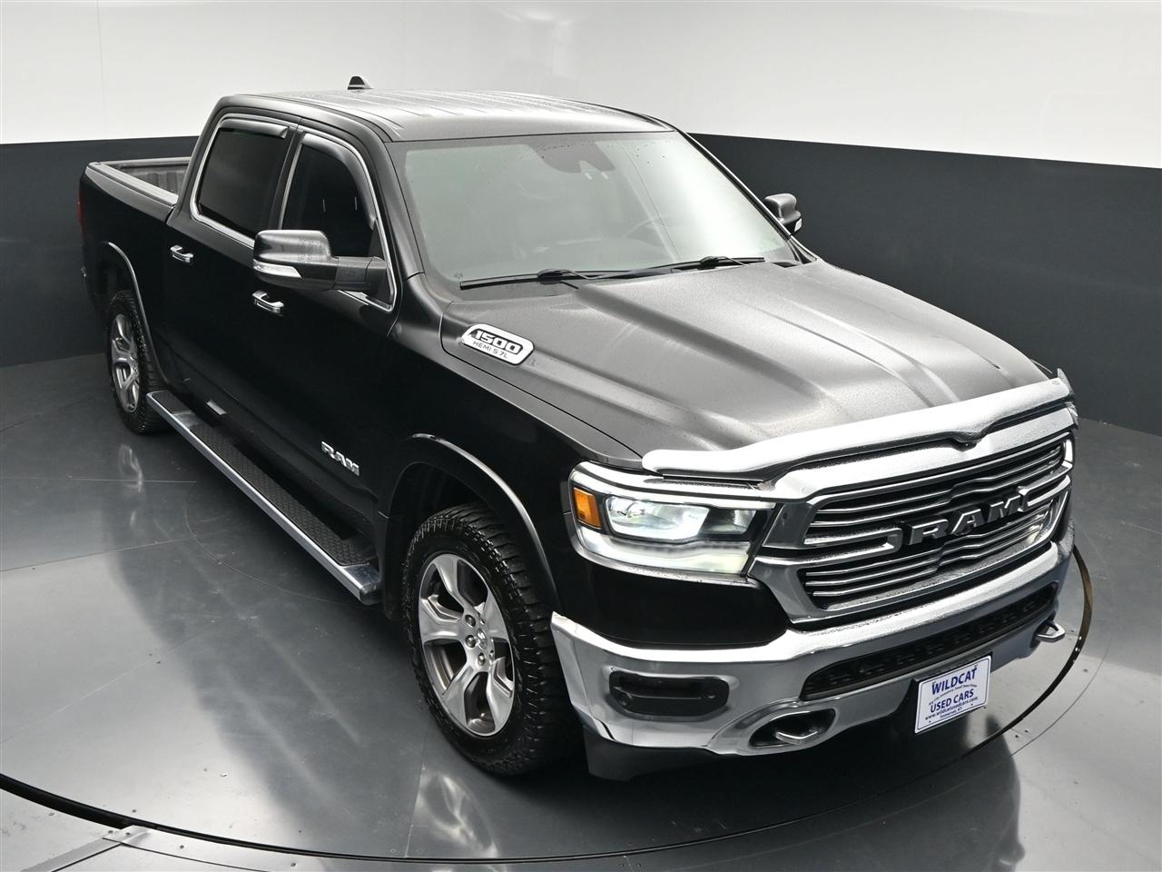 RAM 1500 Laramie Crew Cab SWB 4WD 2020