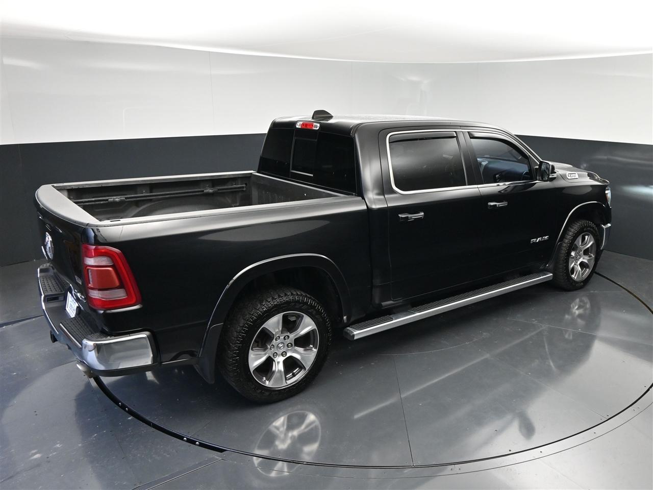 RAM 1500 Laramie Crew Cab SWB 4WD 2020