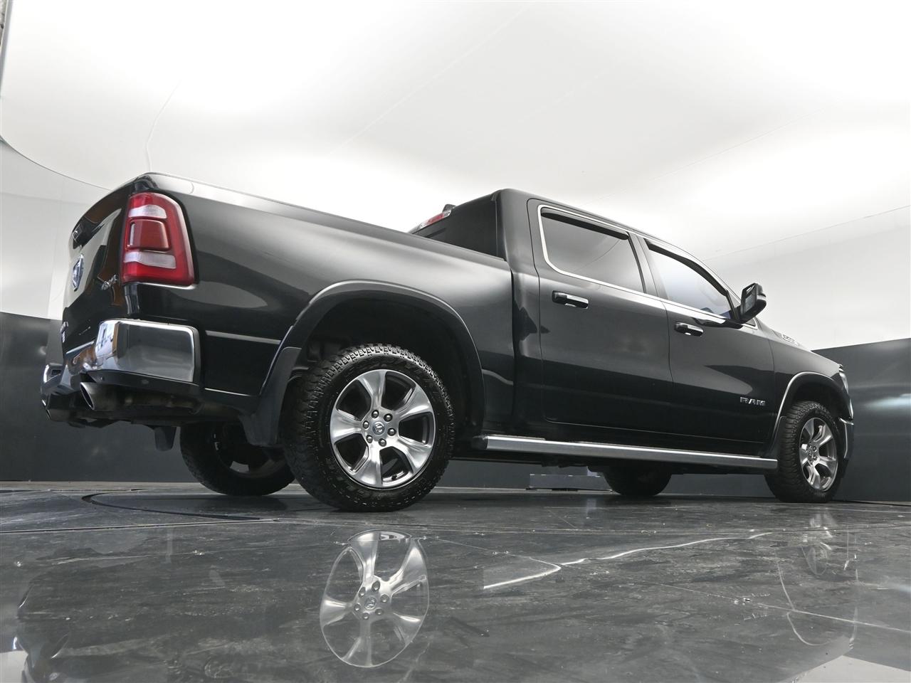 RAM 1500 Laramie Crew Cab SWB 4WD 2020