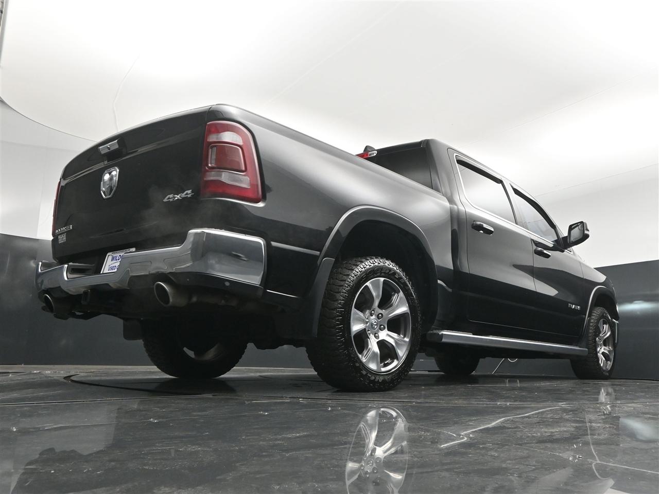RAM 1500 Laramie Crew Cab SWB 4WD 2020