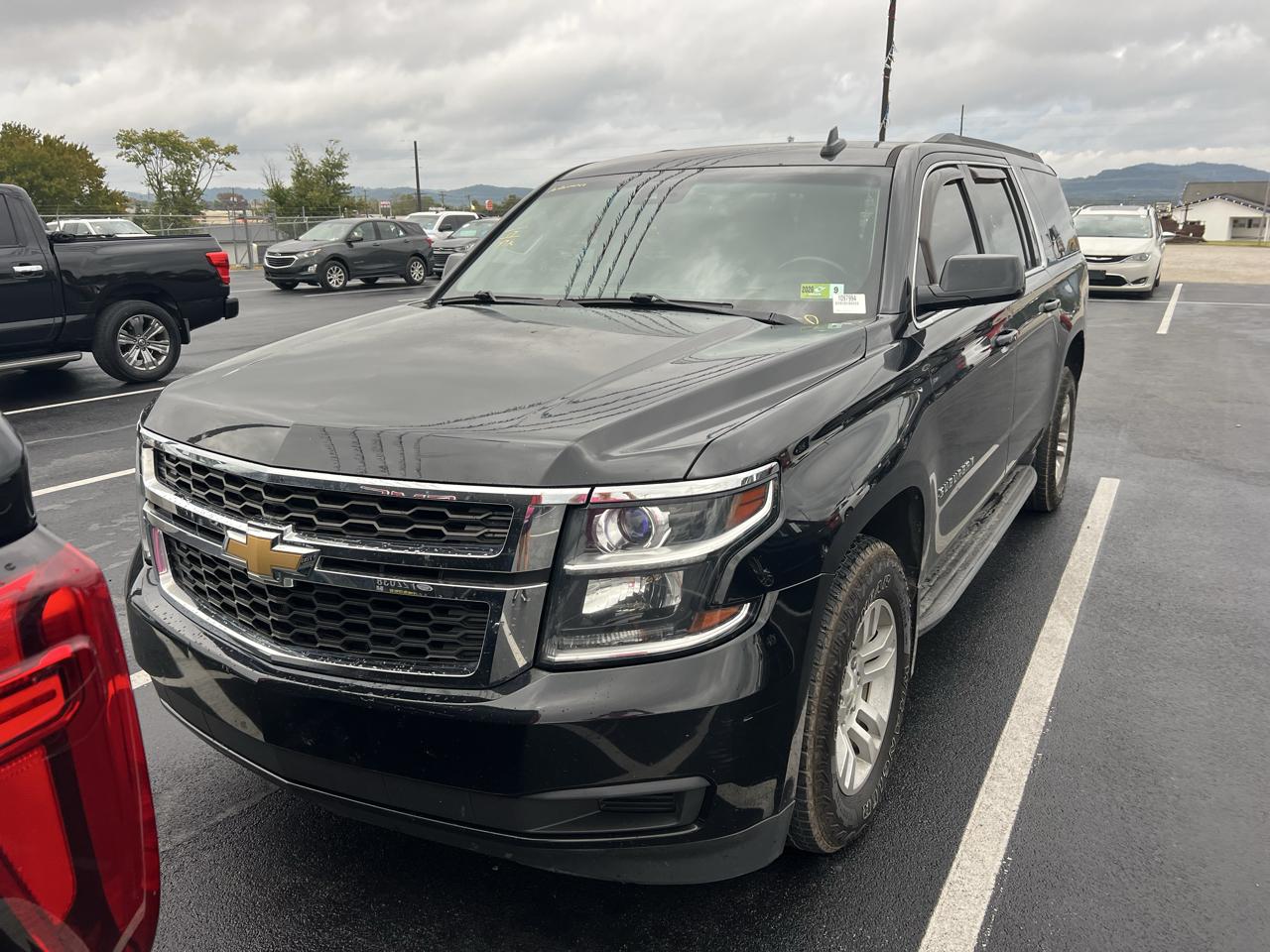 Chevrolet Suburban LT 4WD 2017