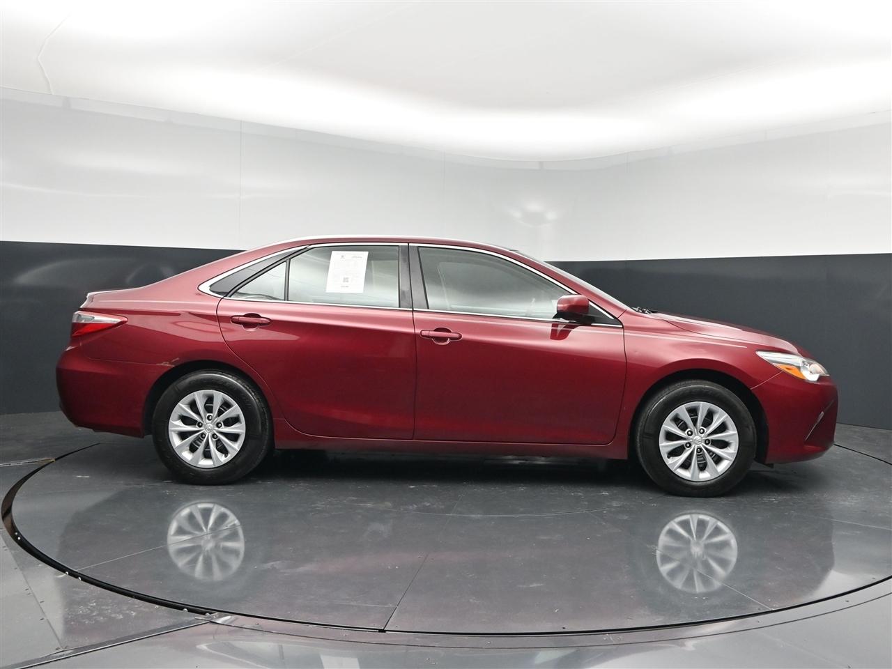 Toyota Camry LE 2017
